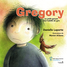 Gregory, le petit garçon tout habillé de gris